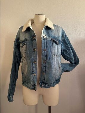 Denim Sherpa-Lined Jacket in Light Blue with Cream Collar